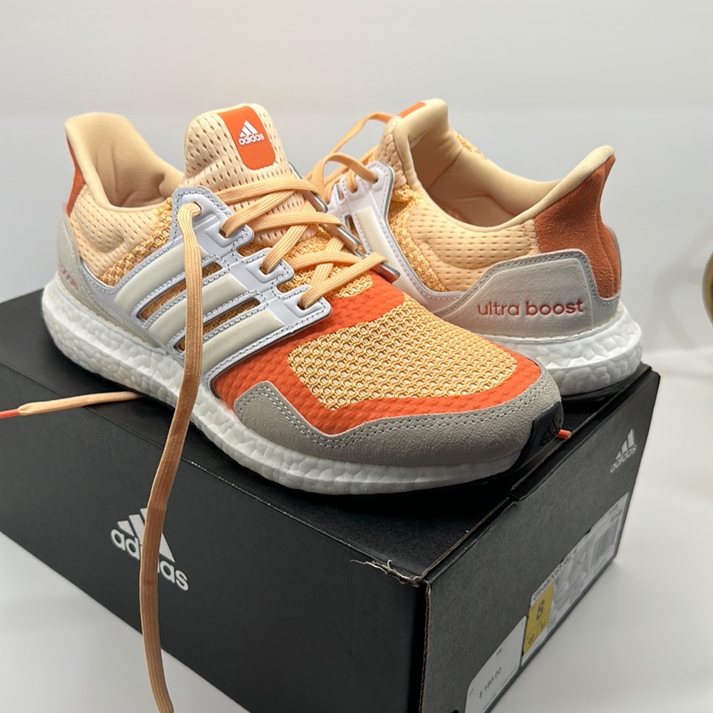 Adidas UltraBoost S&L women 8